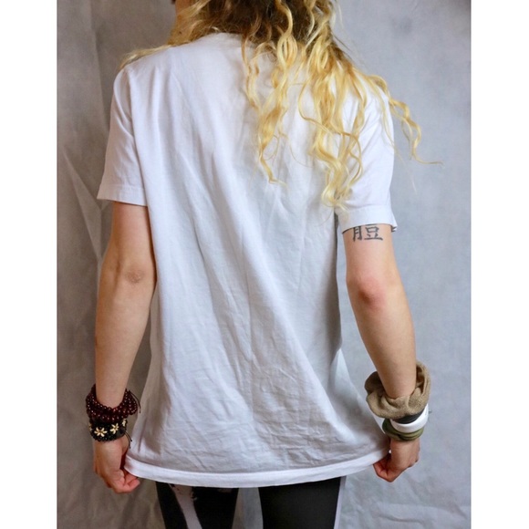 Canvas Vampire Lips Fangs Logo Print Tee T Shirt ! - Picture 3 of 4